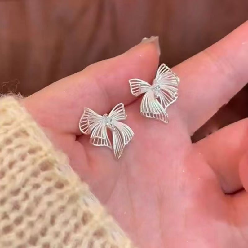 Out Bow Female Niche Unique Exquisite Gentle Earrings