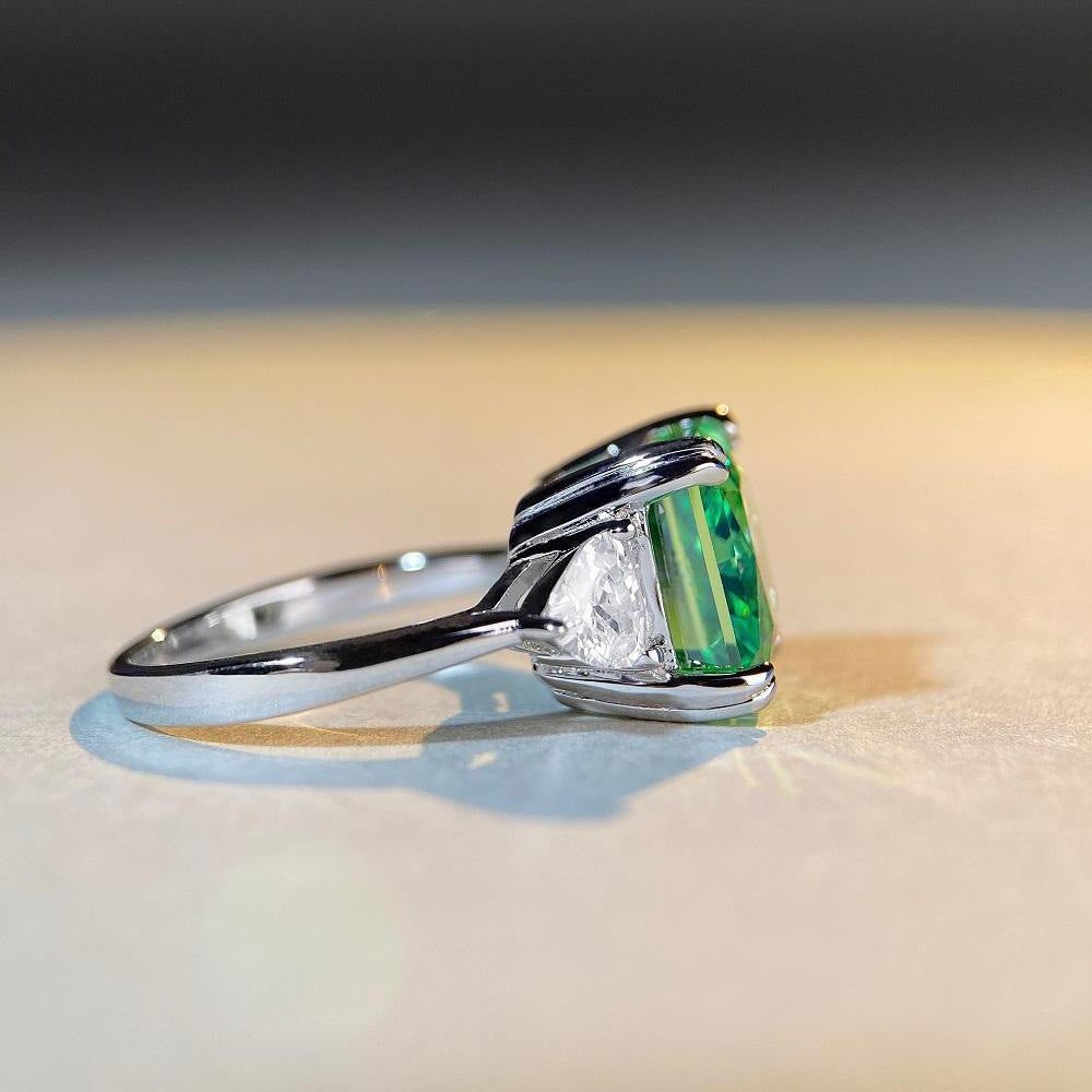 Female Emerald Green Karat High Support Carbon Rings