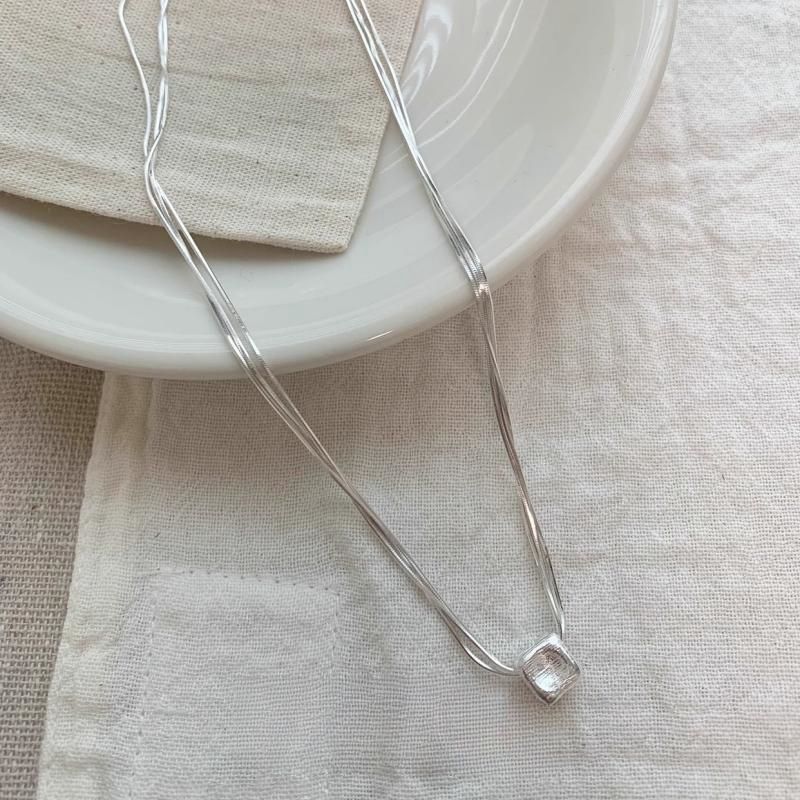 Square Beads Snake Bone Niche High-grade Necklaces