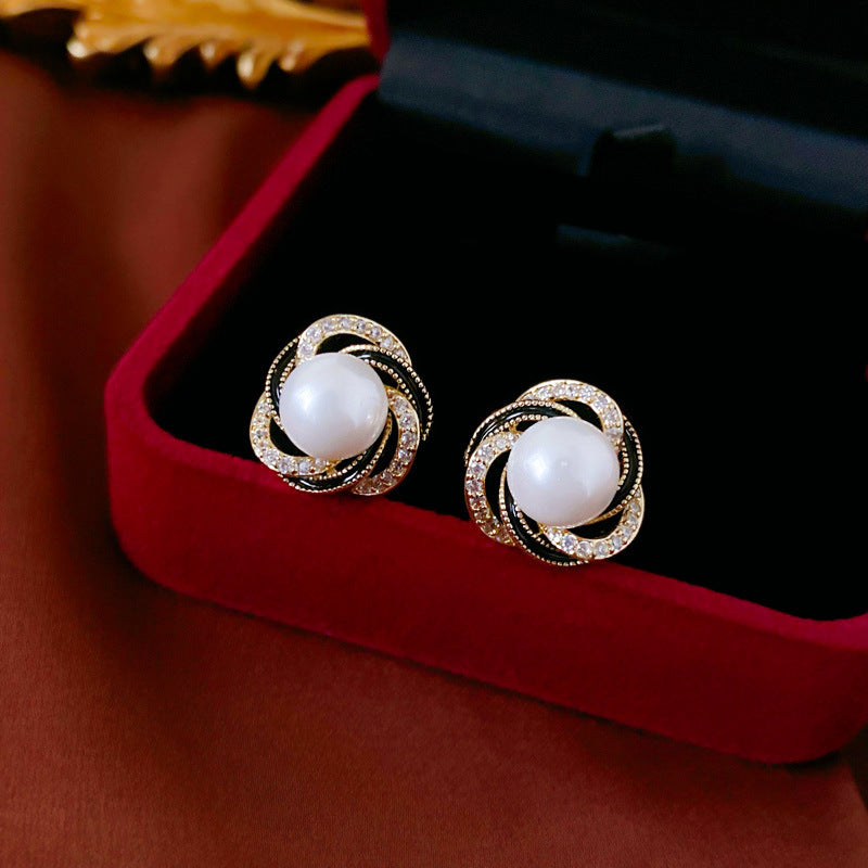 Fashion High-grade Zircon Pearl French Minority Retro Earrings