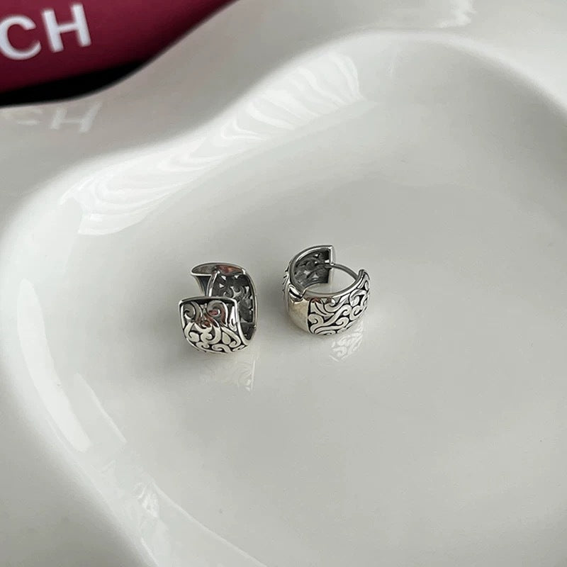 Women's Round Retro Vintage Fashion Pattern National Ear Earrings
