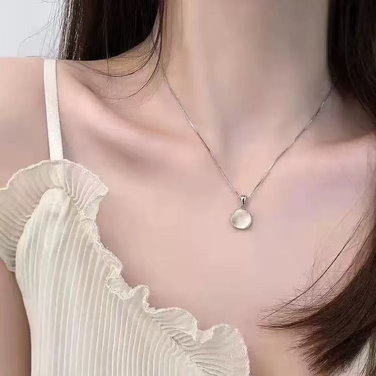 Small Waist Light Luxury Female Summer Niche Necklace