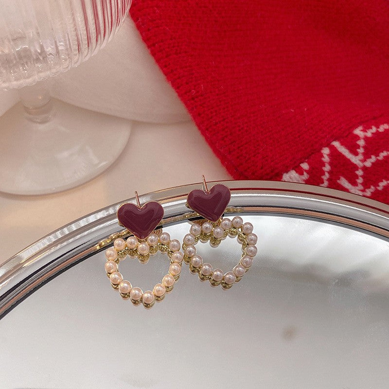 Women's Retro Style Red Heart Pearl Light Luxury High-grade Stud Earrings