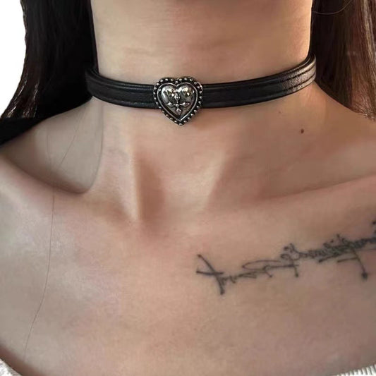 Hot Butterfly Leather Collar Personality Punk Clavicle Chain Necklaces