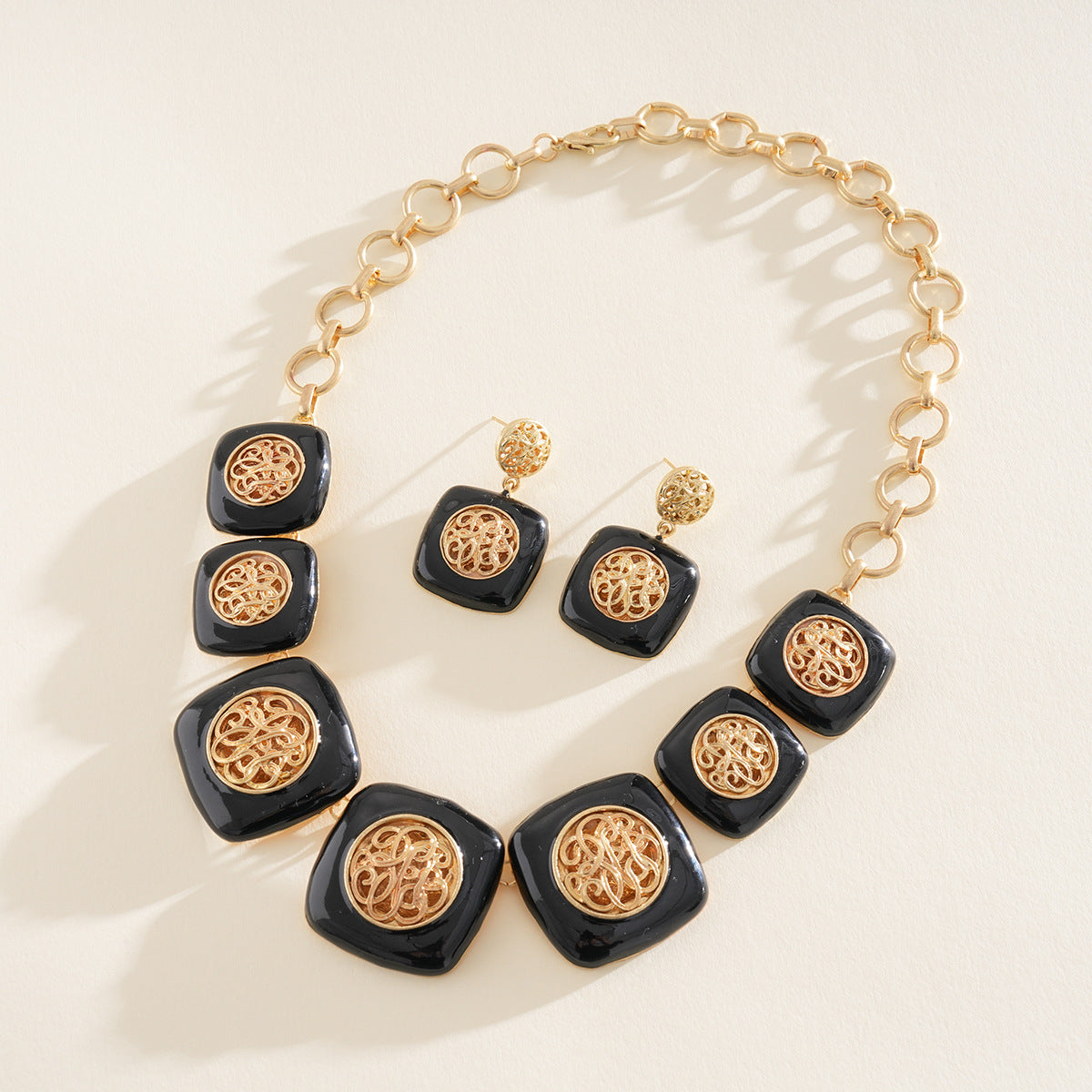 Style Turquoise Blue Diamond Flower Ear Light Luxury Minority Clavicle Necklaces