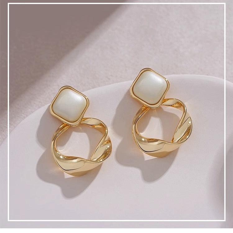 Women's French Style Matte Vintage Circle Light Rings