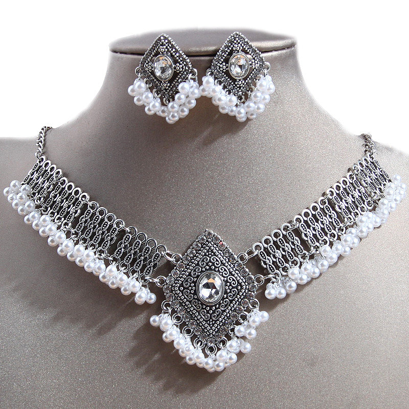 Style Retro Diamonds Pearl Suite Bridal Jewelry Set