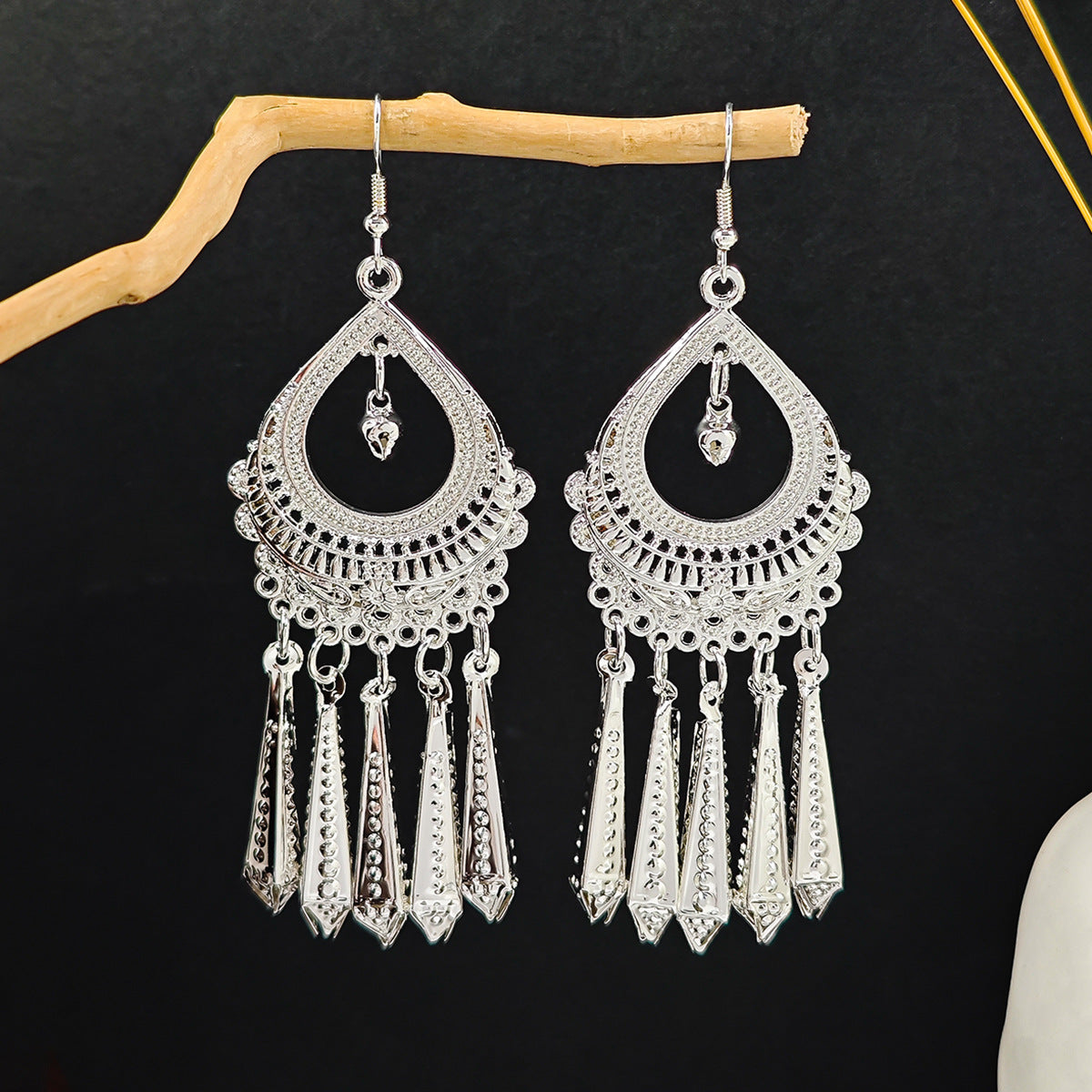 Imitation Sier Miao Minority Tourist Attractions Bohemian Exaggerated Long Leaves Earrings