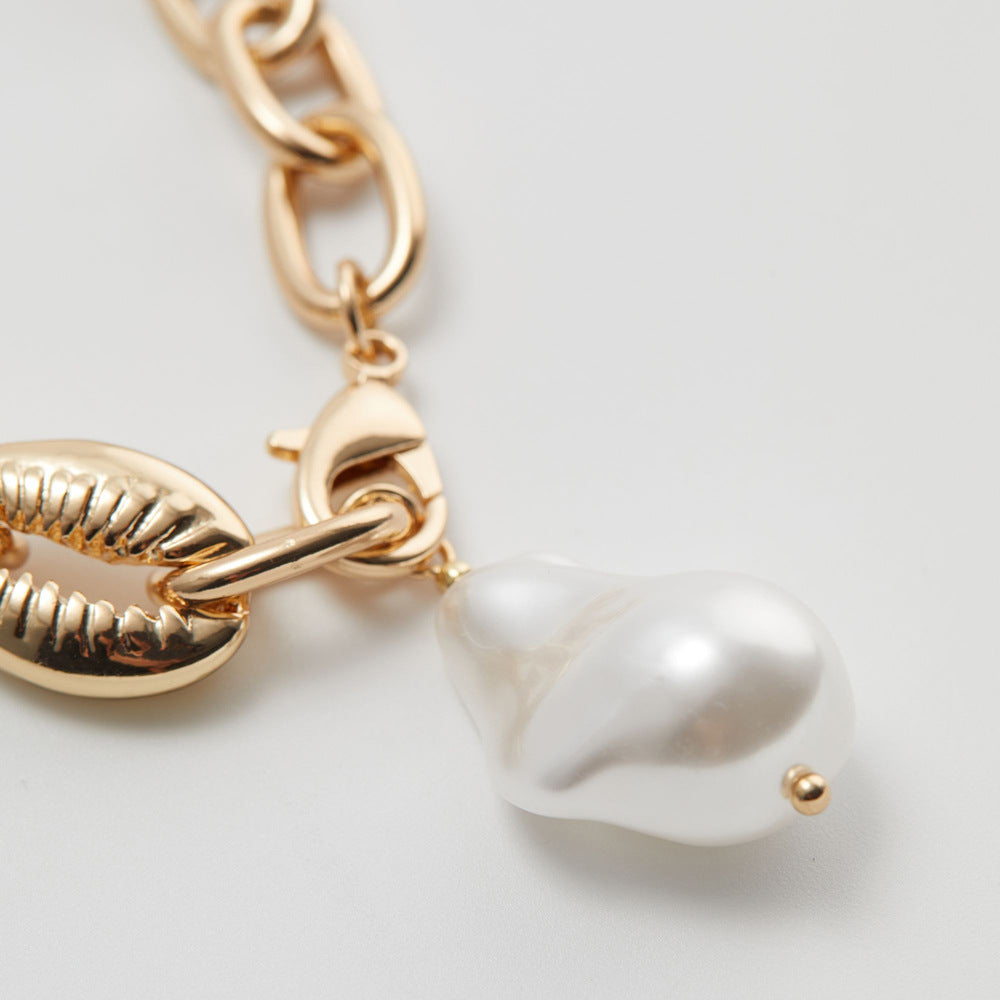 Fashion Irregular Baroque Pearl Metal Thick Chain Shell Bracelet
