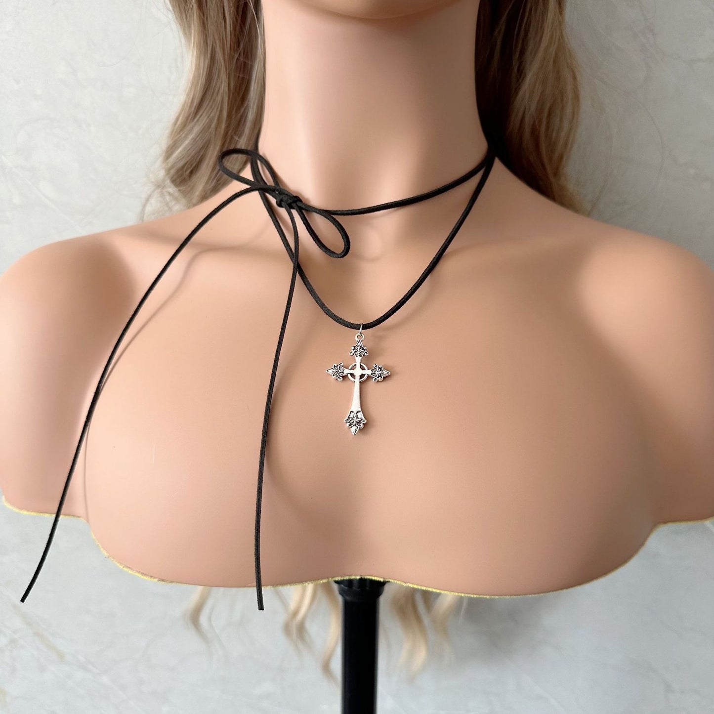 Personality Tether Cross Female Dark High Necklaces