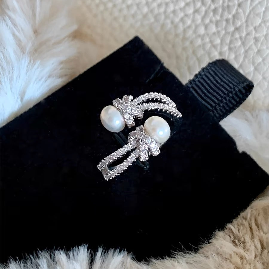 Women's Shining Diamond Steamed Bread Pearl Cross Gentle Temperament High Sense Ring