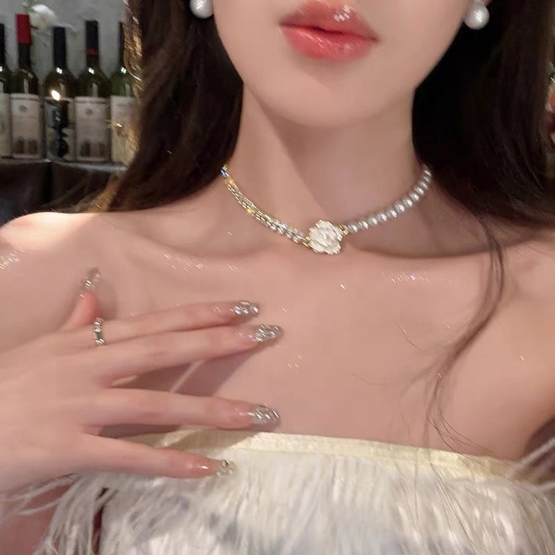 Simple Design Light Luxury Clavicle Chain Pearl Necklace