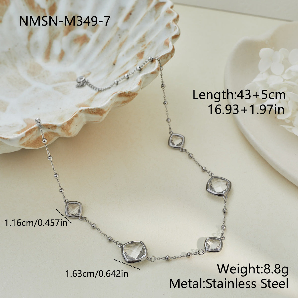 Style Gentle Colored Gems Edging Bead Clavicle Chain Niche Necklace