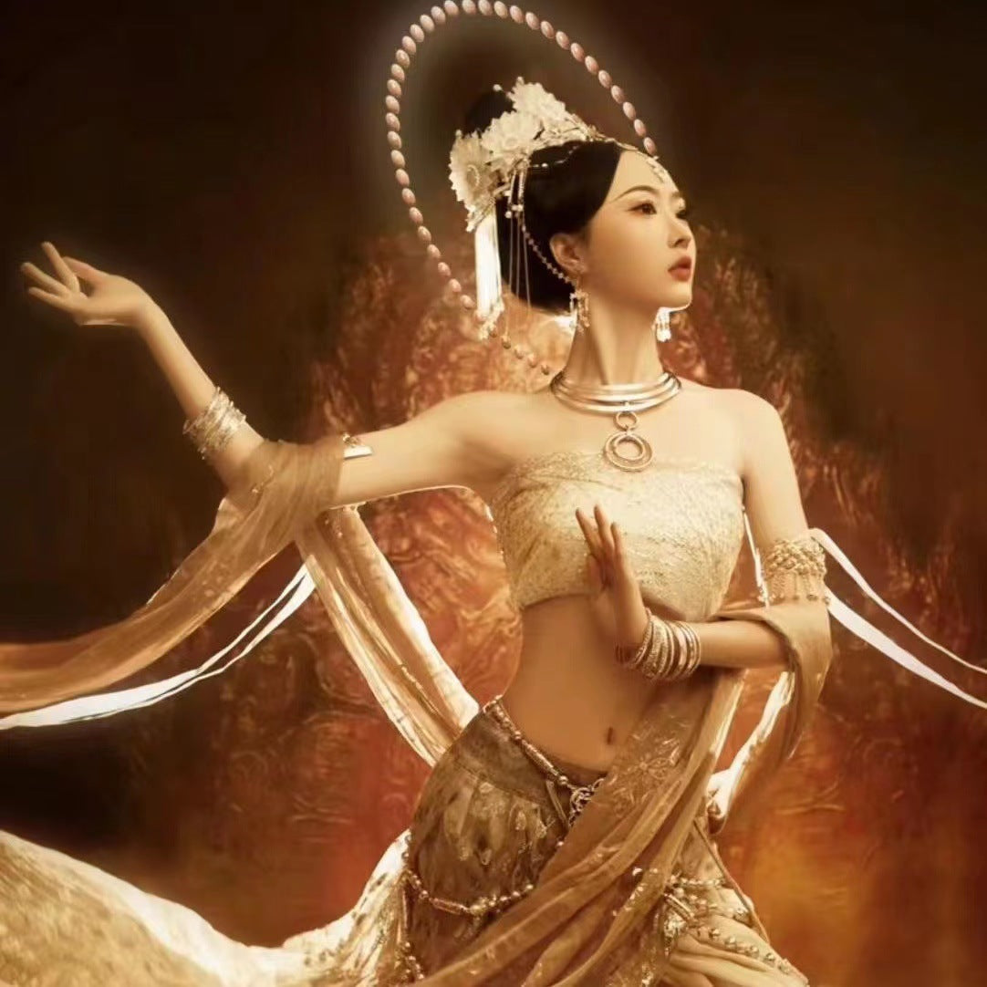 Unique Exaggerated Temperament Dance Shooting Fashion Necklaces