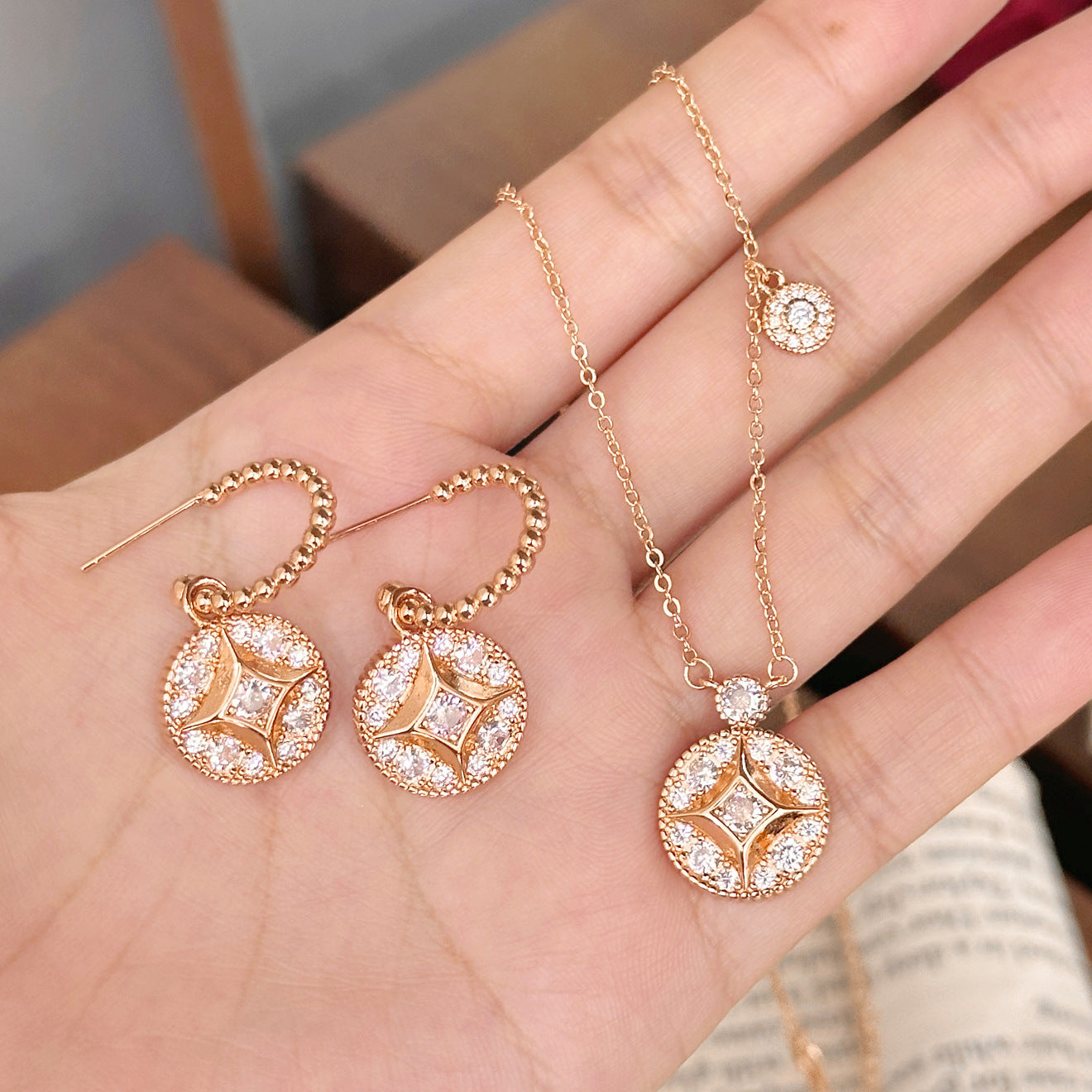Style Full Of Rhinestone Copper Bubble Rings