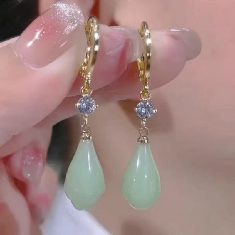 Chinese Style Green Magnolia Water Drop Tassel Antique Fashionable Stud Earrings