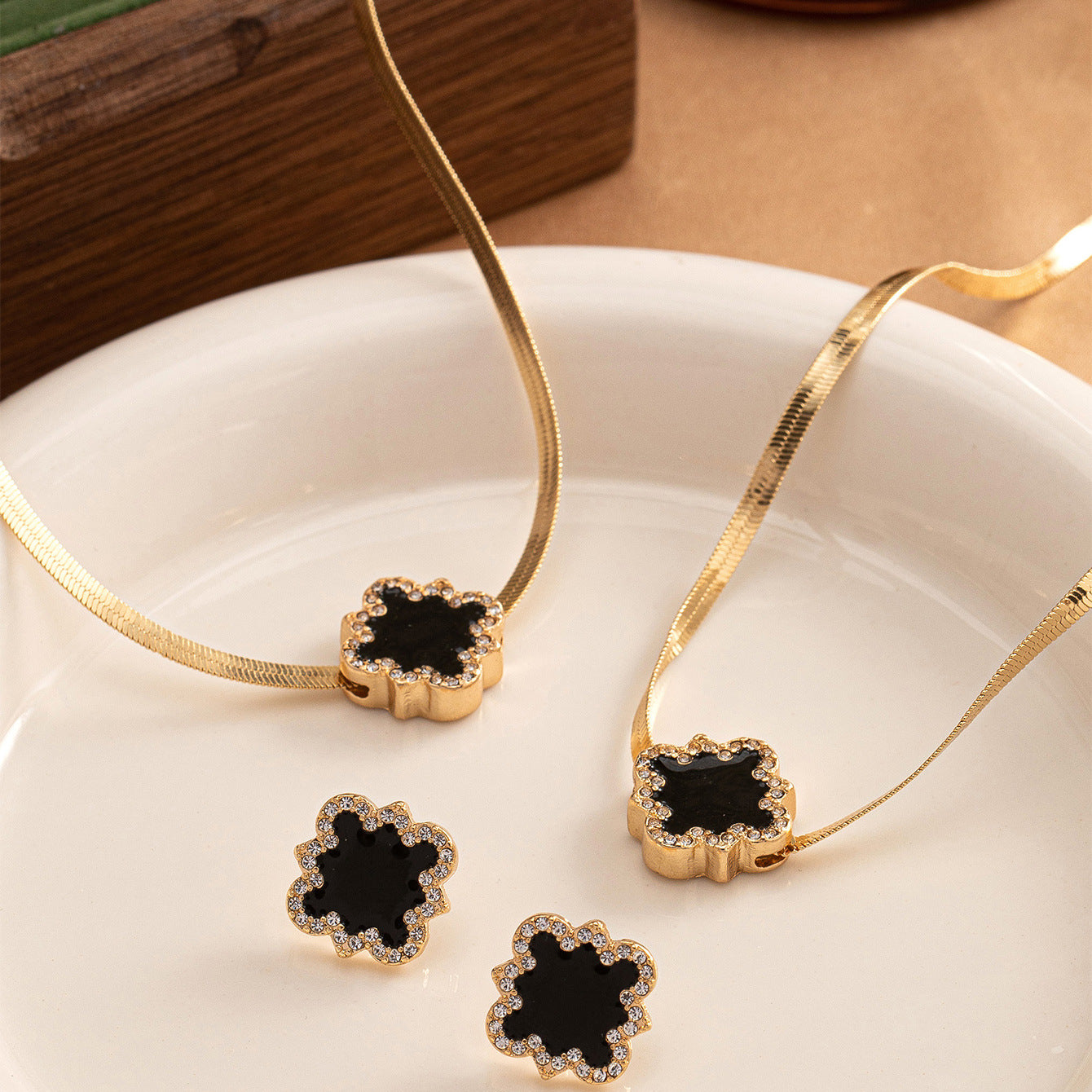 Drip Glazed Square Retro Simple Luxury Stylish Elegant Ear Jewelry Set