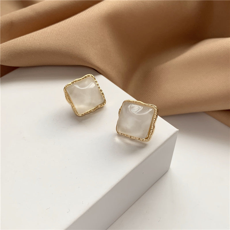 Sier Needle Simple Graceful Geometric Square Button Female Retro Light Stud Earrings