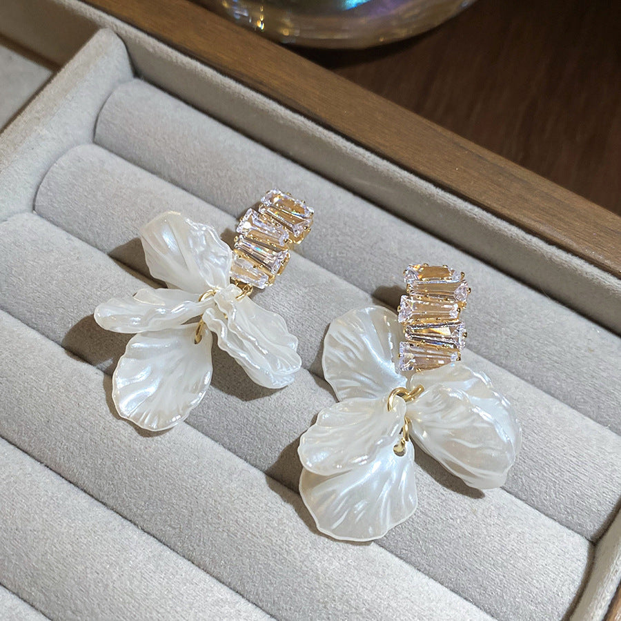 Pearl Flower Tassel Niche Temperament Atmosphere Affordable Earrings