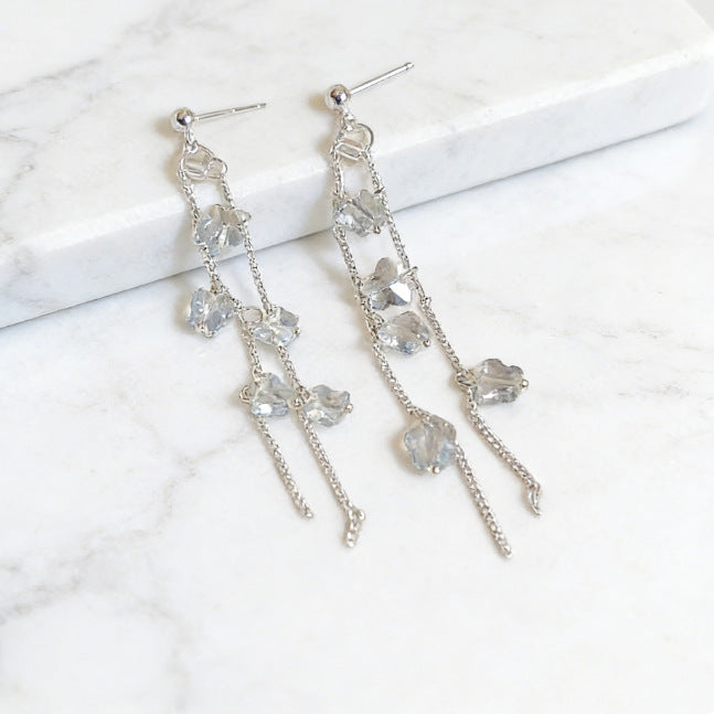 Women's Super Fairy Light Luxury Flower Pearl Tassel Fashion High-grade Stud Earrings