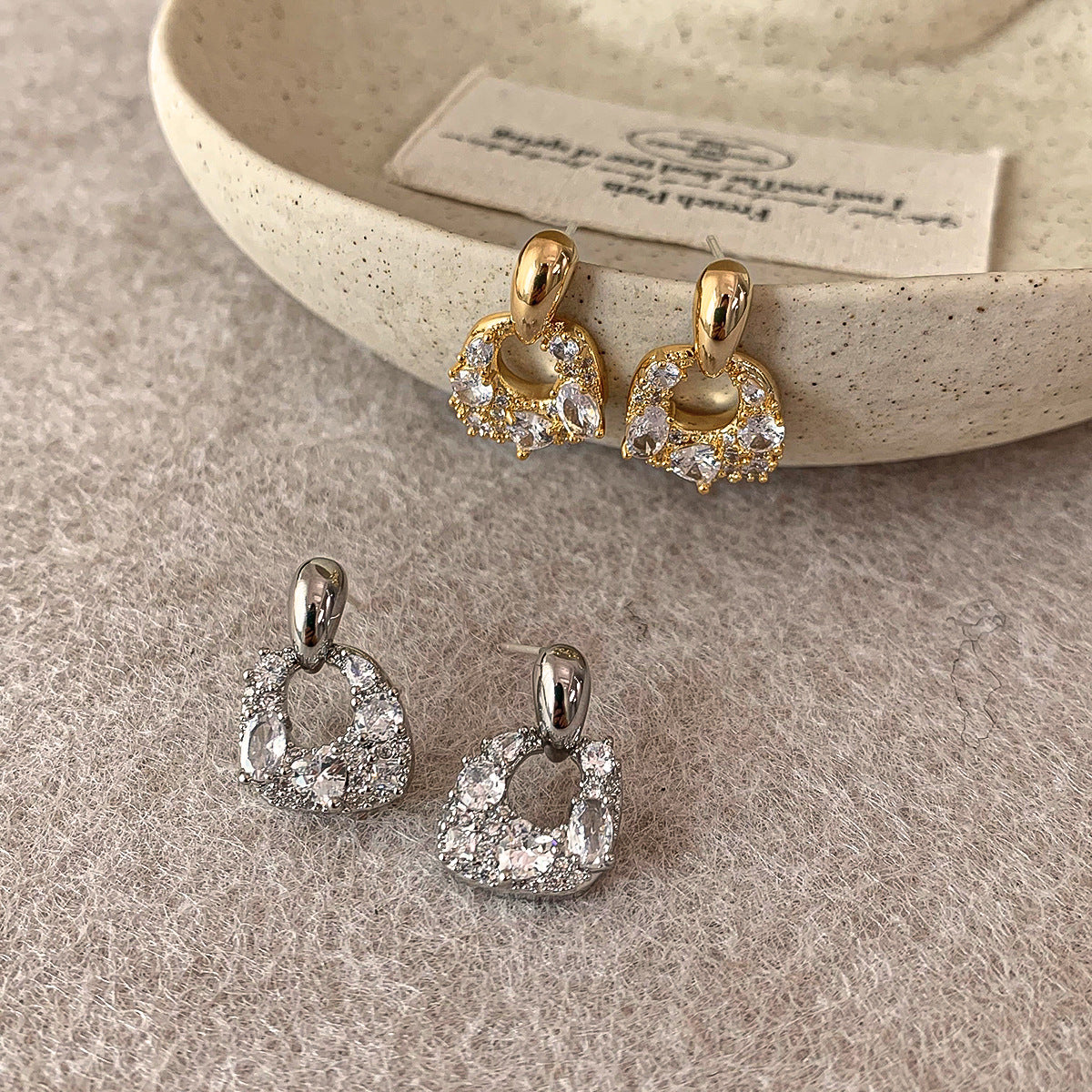 Women's High-grade Light Luxury Exquisite Small Simple Fashion Diamond Rings