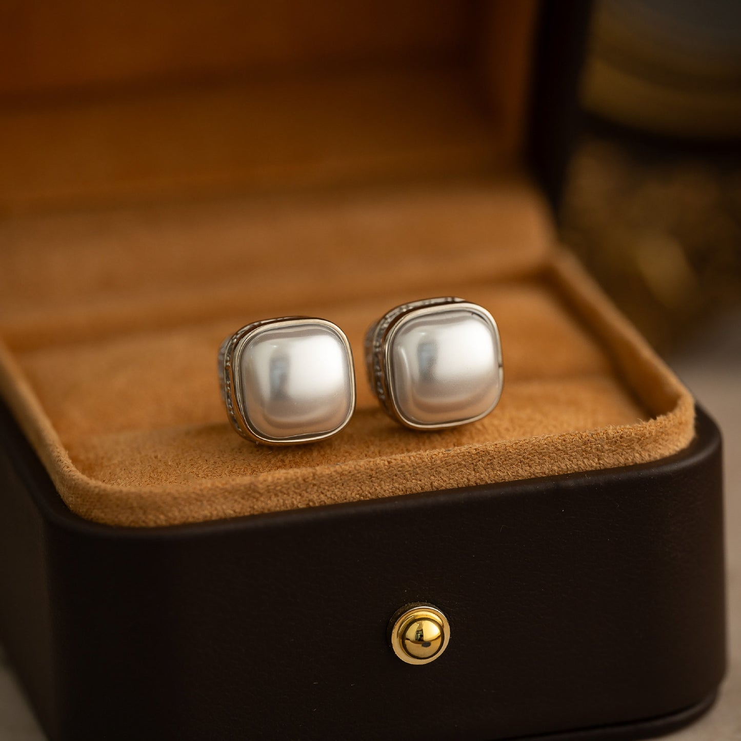 Women's Lux Square Sugar Pearl High-grade Fashion Rings