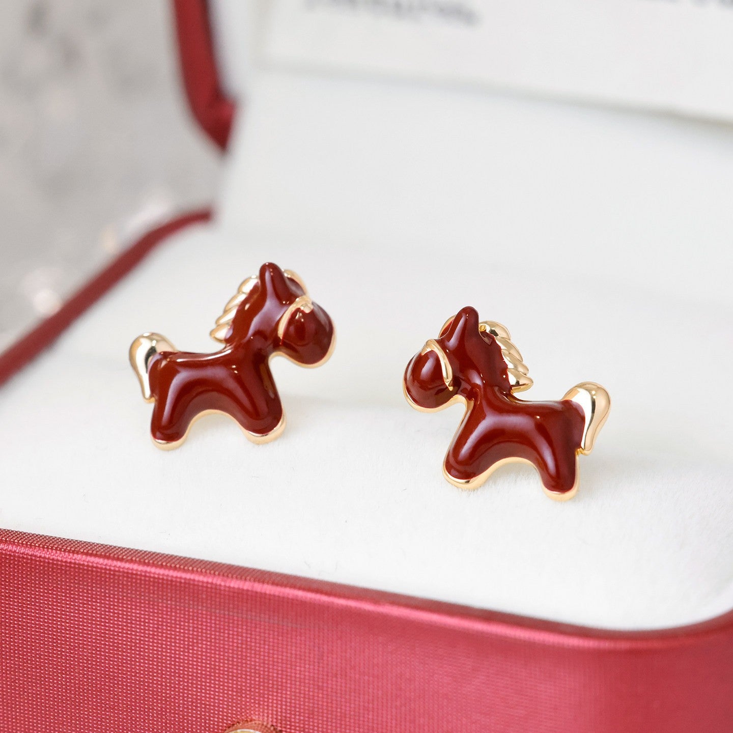 Women's Flocking Pearl Gourd Pony Ear Clip Niche Earrings