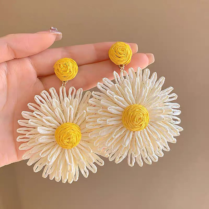 Female Raffia Summer High Sense Profile Fashion Graceful Vacation Stud Earrings