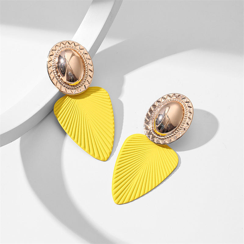 Women's Summer Leaves Fashion Design Sense Alloy Earrings