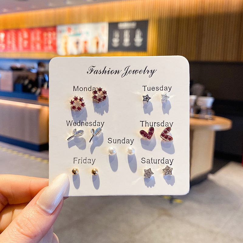 Women's Bone Niche Clips Light Luxury Elegant Stud Earrings