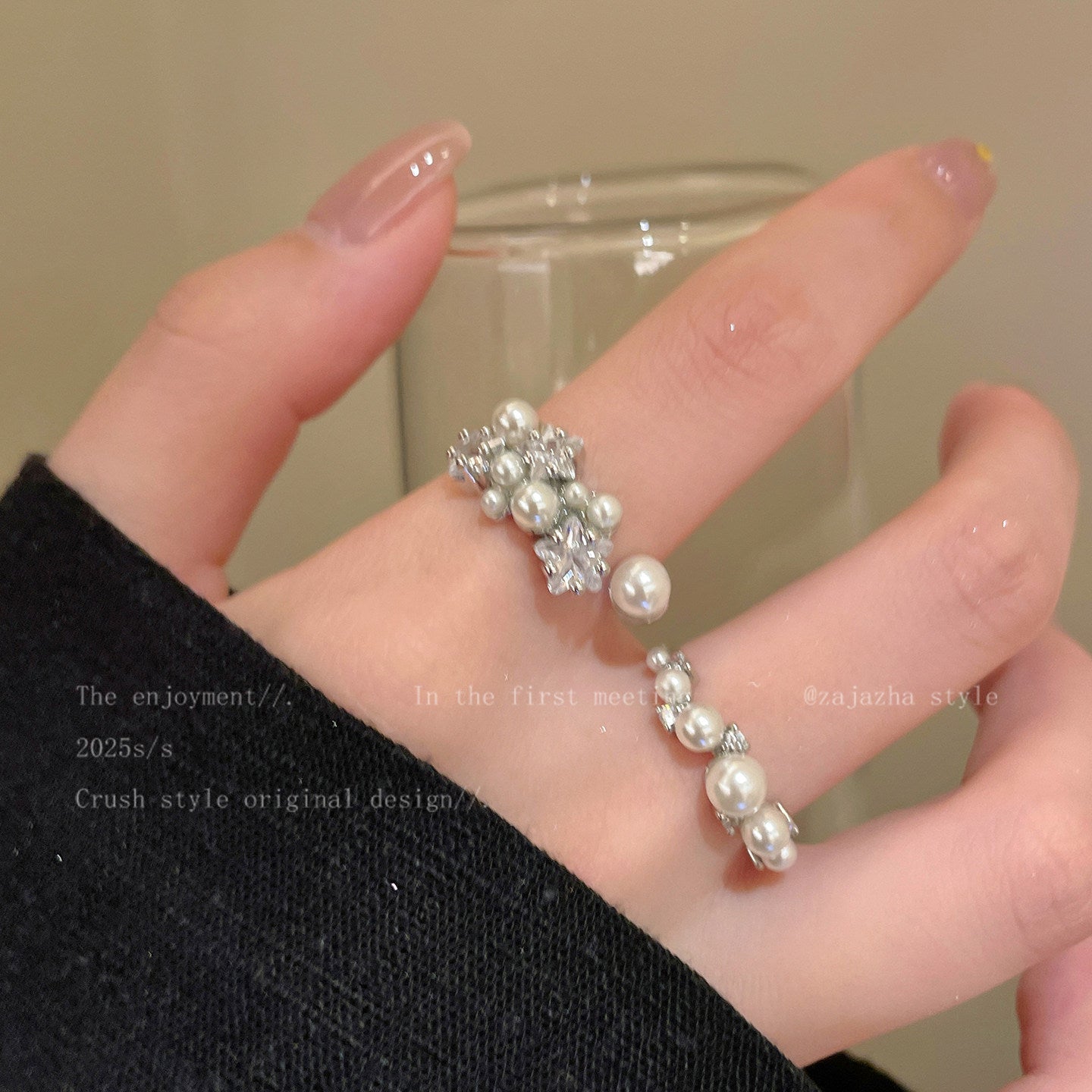 Women's French Baroque Open-end Pearl Design Twin Index Finger Light Ring