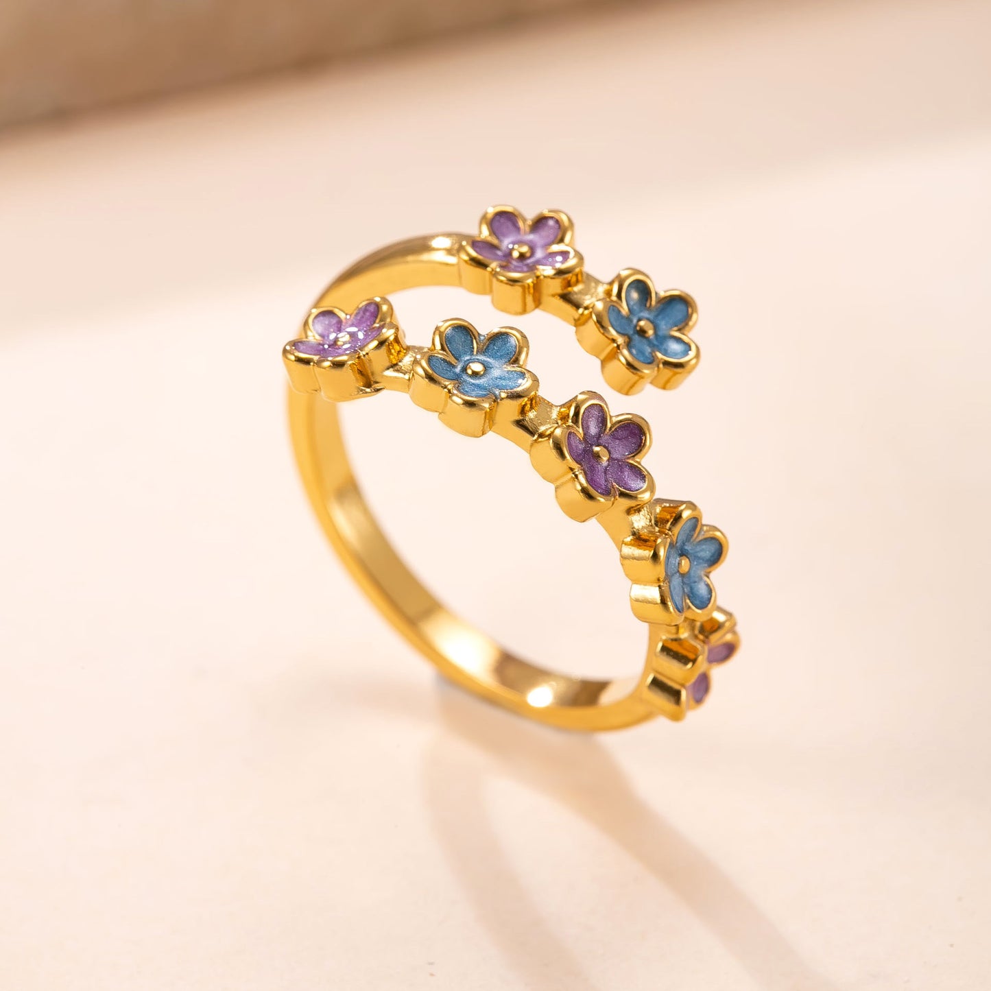 Women's Stainless Steel Casting Dripping Oil Flower Open Light Luxury Ring