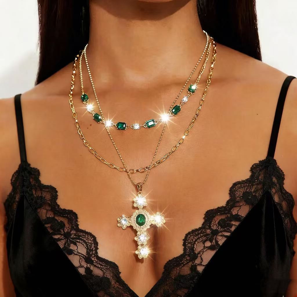 Punk Rock Style Simple Exquisite Sweet Necklace