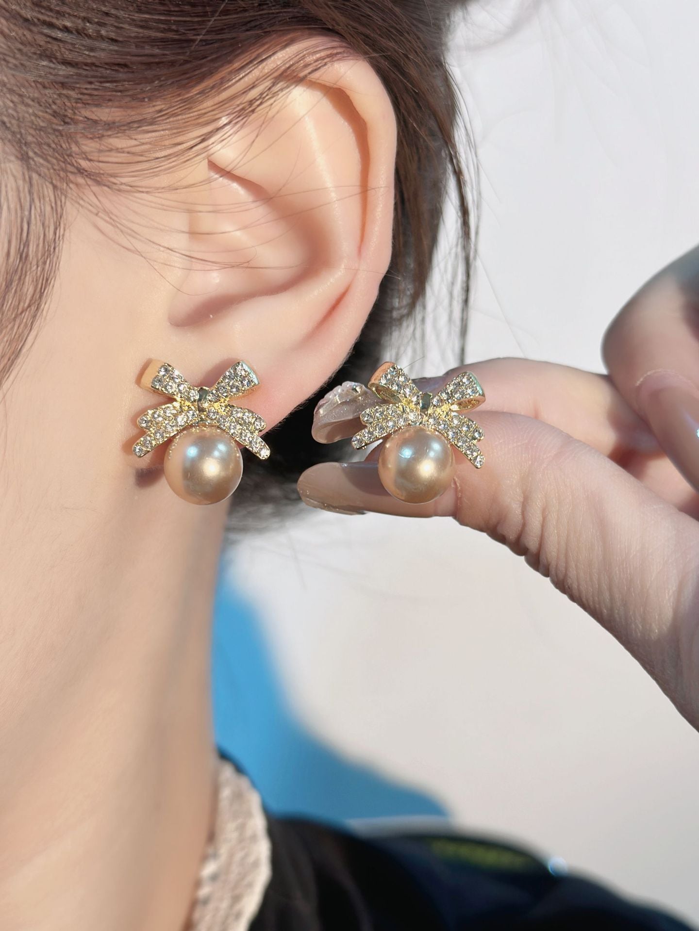 Bow Pearl Diamond Temperament Special Interest Light Earrings