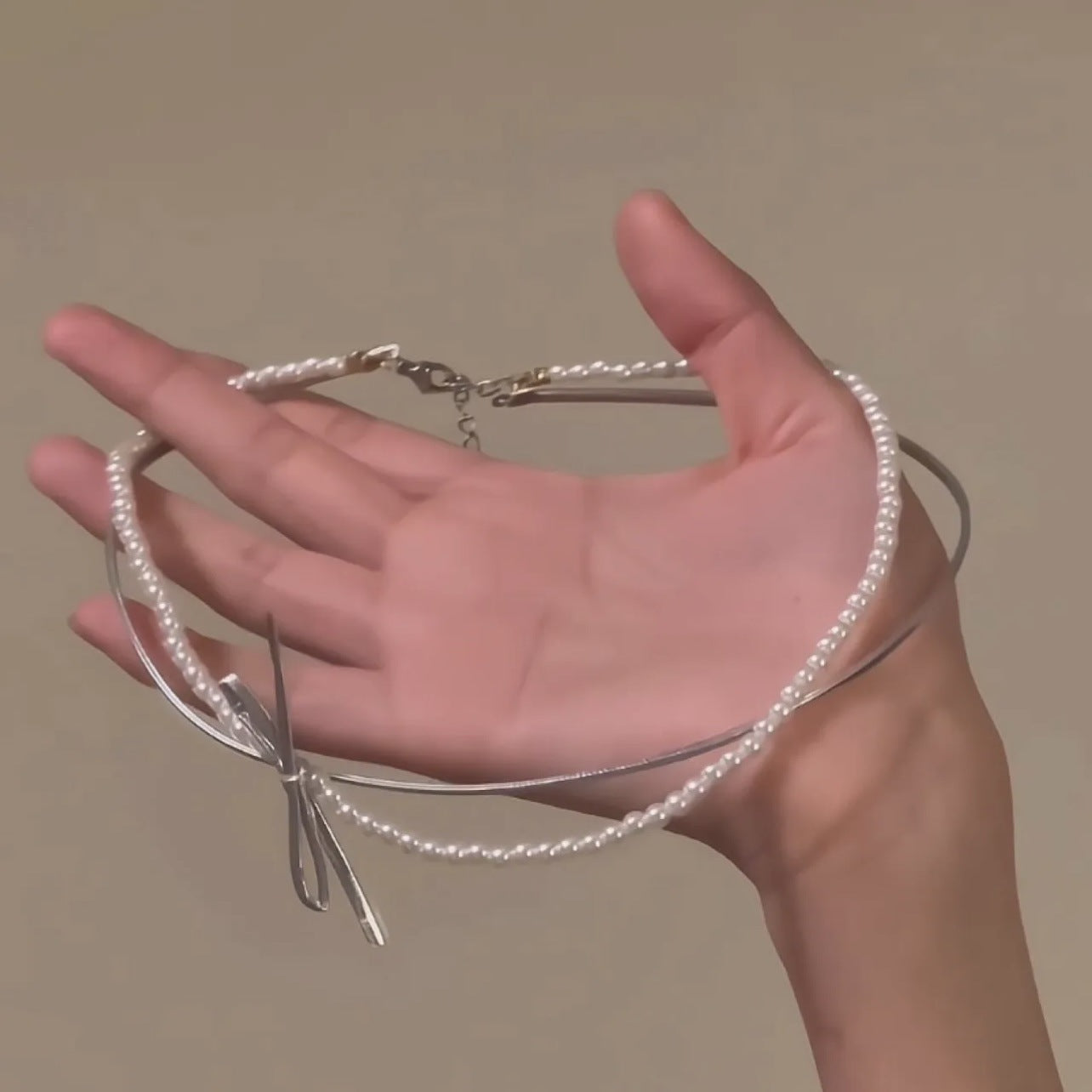 Women's Style Sweet Bow Pearl High-grade Design Temperament Clavicle Chain Collar