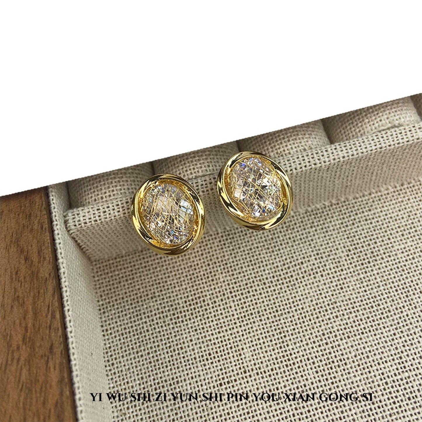 Women's Ear Light Luxury Niche Unique Super Earrings