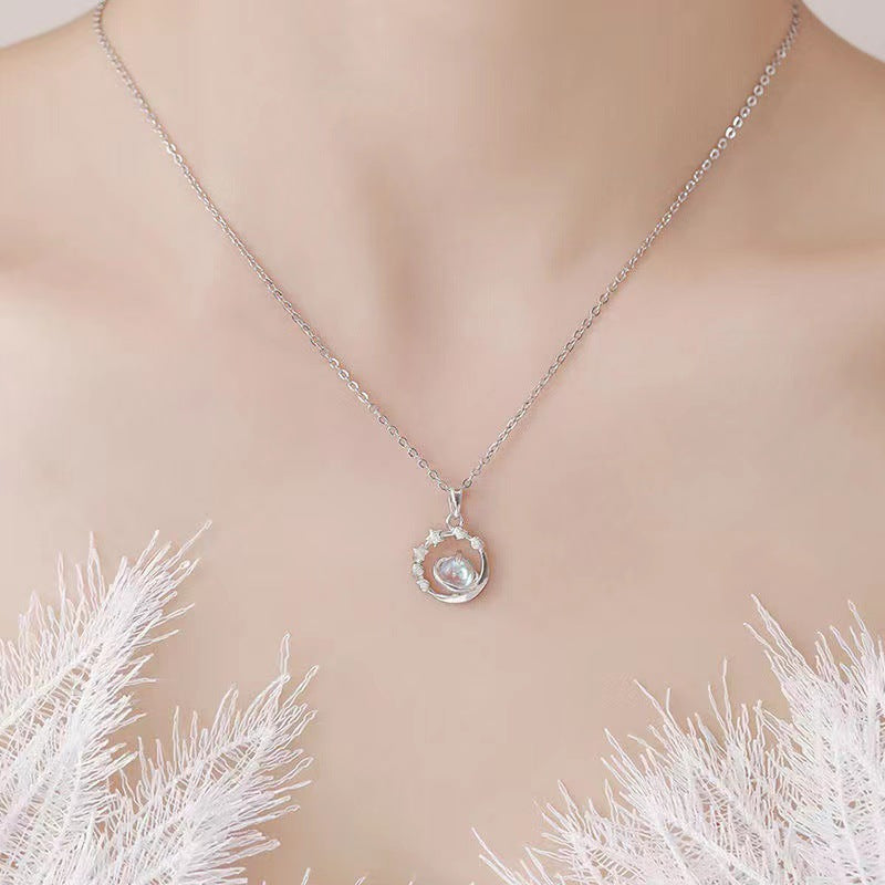 Female Light Luxury Minority Fashion Moonstone Clavicle Necklace