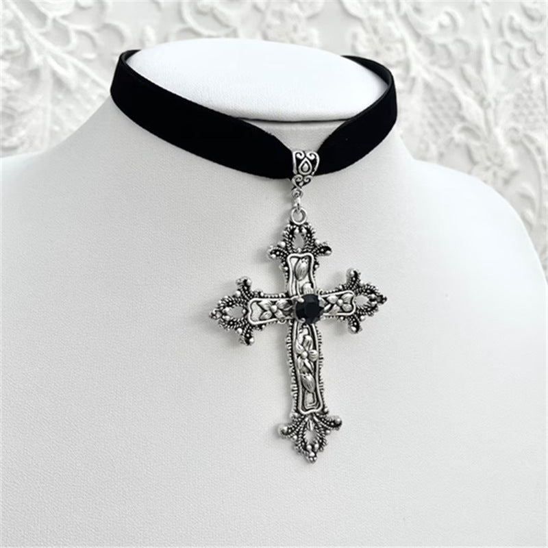 Exaggerated Gothic Black Gem Cross Veet Necklace