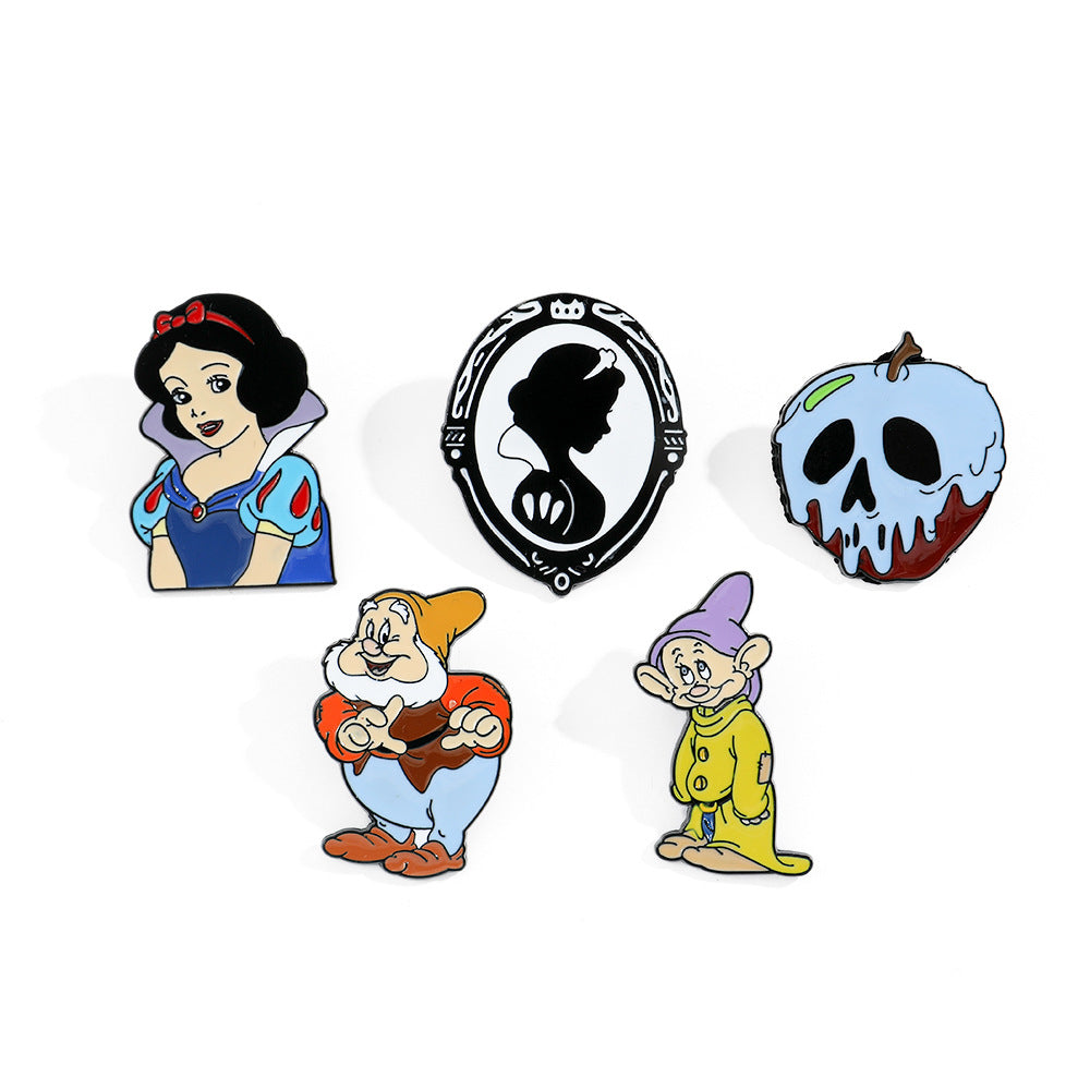 Magic Mirror Poison Apple Dwarf Golden Brooches