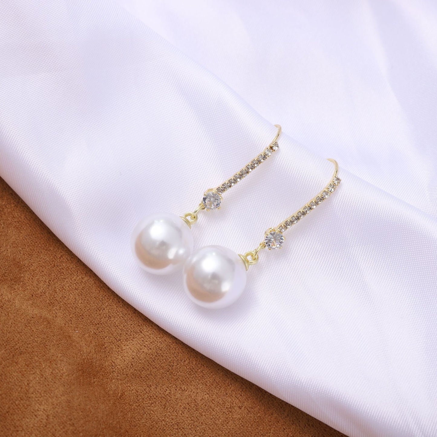 Female Temperament Personalized Style Vintage Special Interest Light Earrings