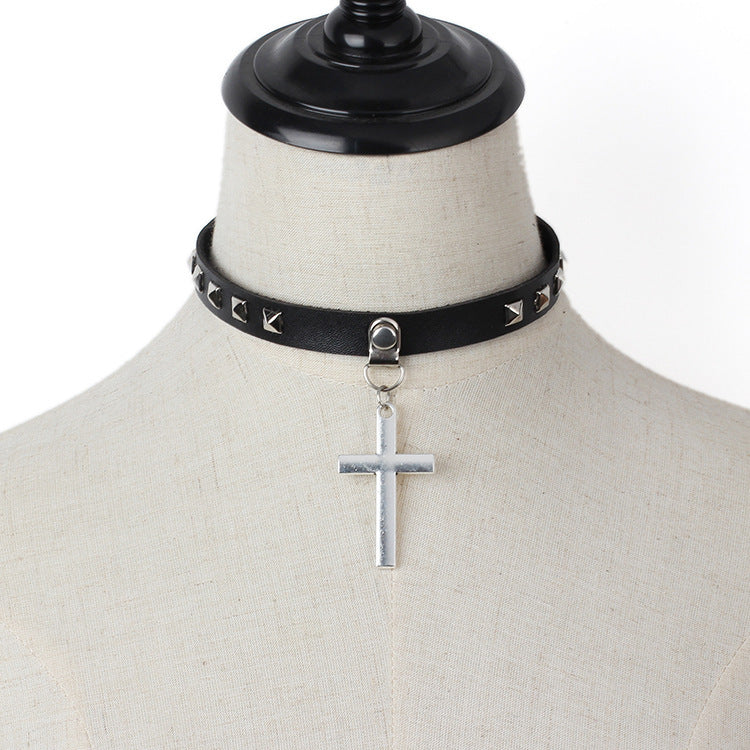 Punk Leather Cross Vintage Rivet Clavicle Collar