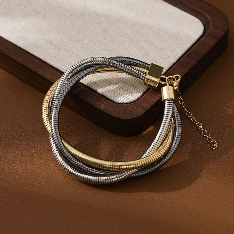 Winding Spring Light Luxury High-grade Metal Necklaces