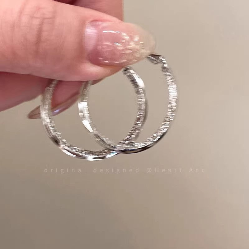 Sparkling Simple Special Interest Light Luxury Fashion Circle Temperament High Rings