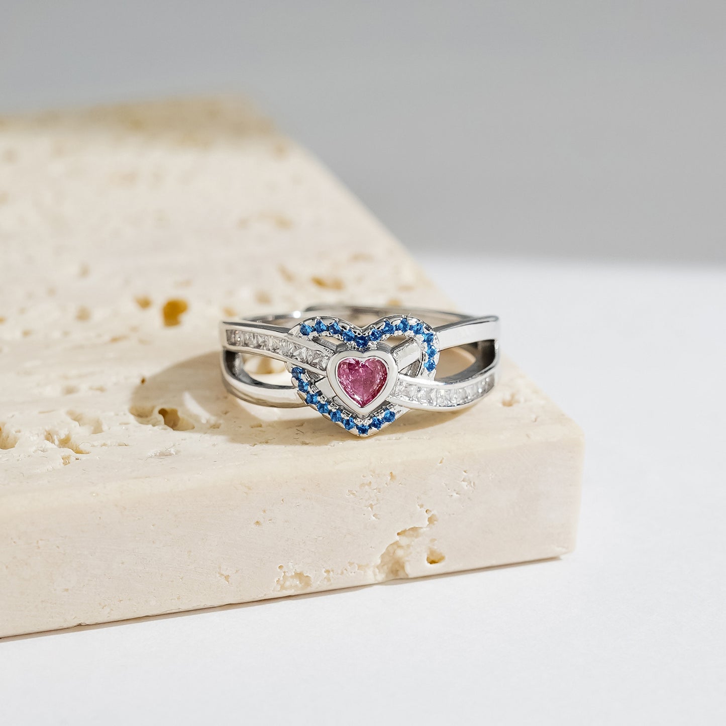 Women's Loving Heart Zircon Female Fashion Simple High Ring