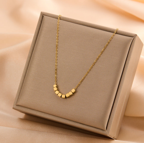 Women's Fading For Niche Design Versatile Personality Simplicity Style Necklaces