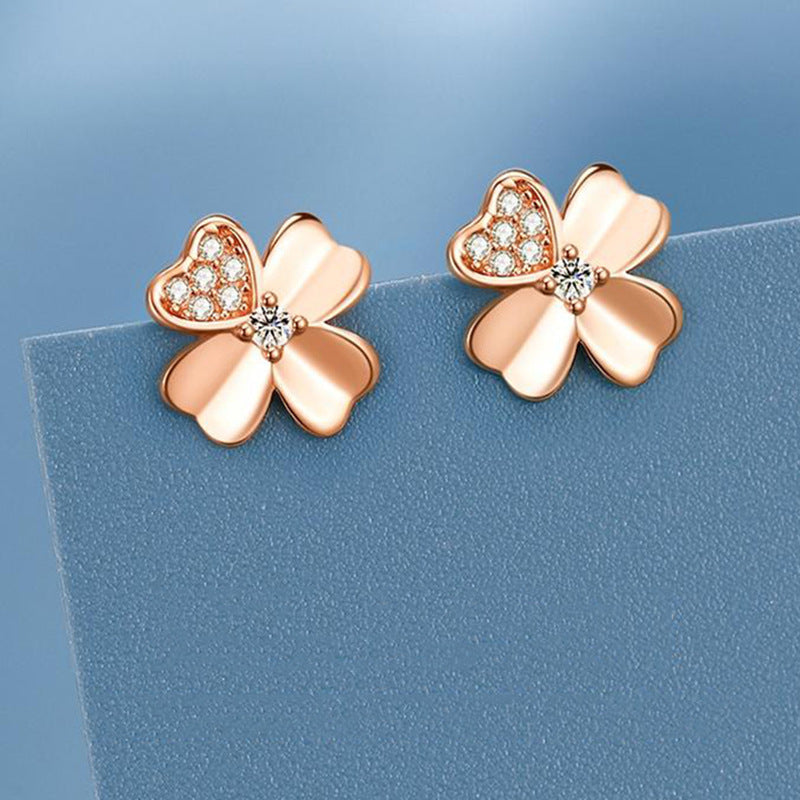 Women's Leaf Clover Ear Fashionable Versatile Niche Design Birthday Gift For Stud Earrings