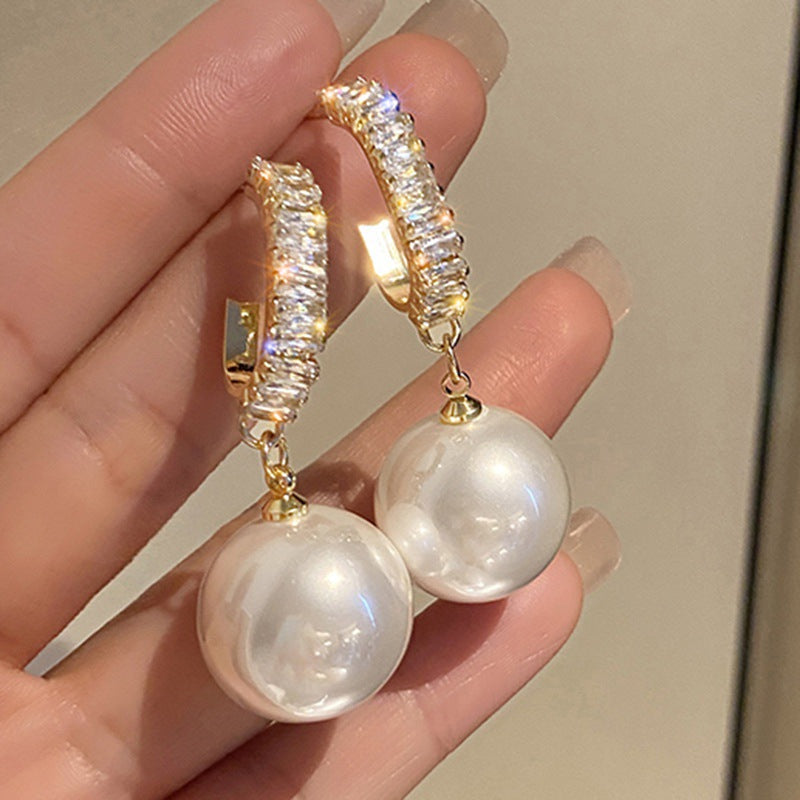 Zircon Pearl Simplicity Simple Retro Fashion Earrings