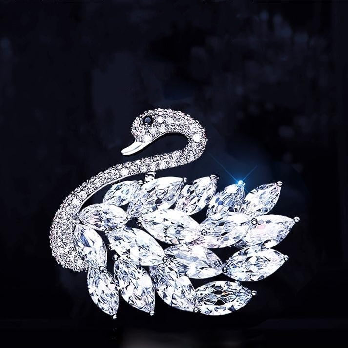 Luxury Refined Simple Crystal Swan Copper Brooch Brooches