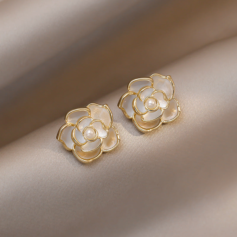 Inlaid Zircon Flower Elegant High-grade Pearl Earrings