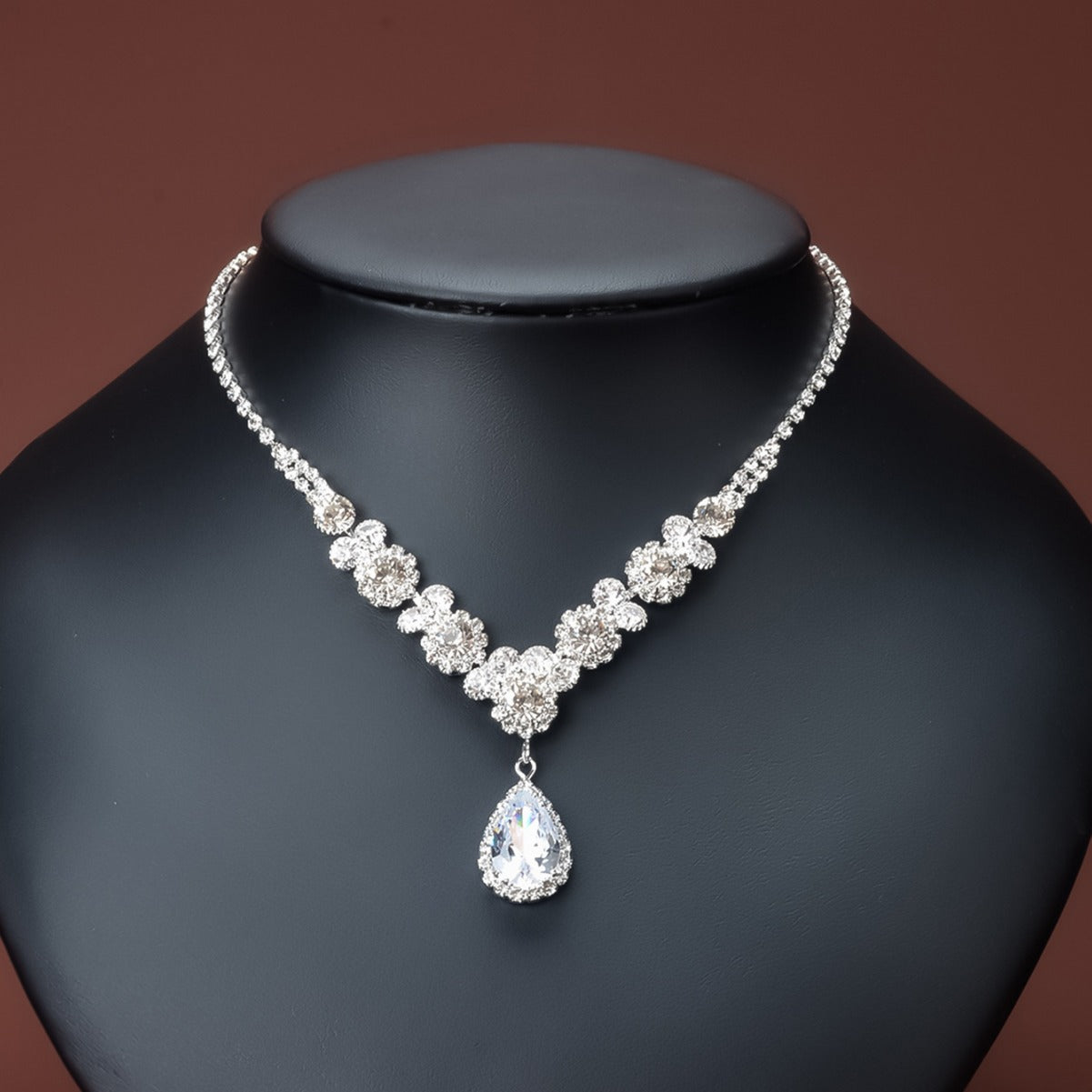 Style Rhinestone Fashion Zircon Female Water Necklaces